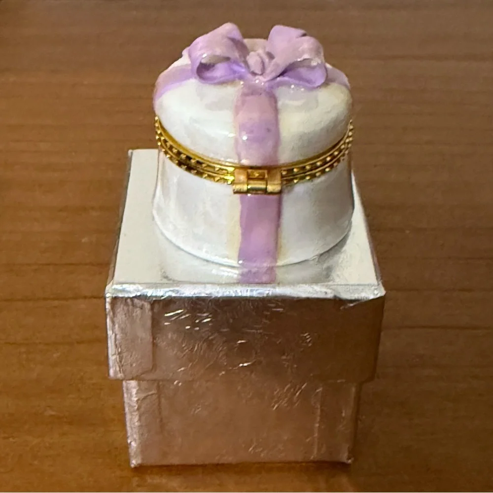 NWT Vintage 10K Gold 3-Stone Pendant Necklace 18” Ruby Emerald Sapphire GIFT - Picture 6 of 10